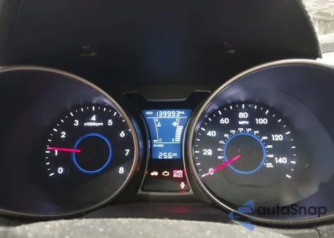 2013 Hyundai Veloster Base W/Black from USA, damaged, VIN KMHTC6AD7DU155437